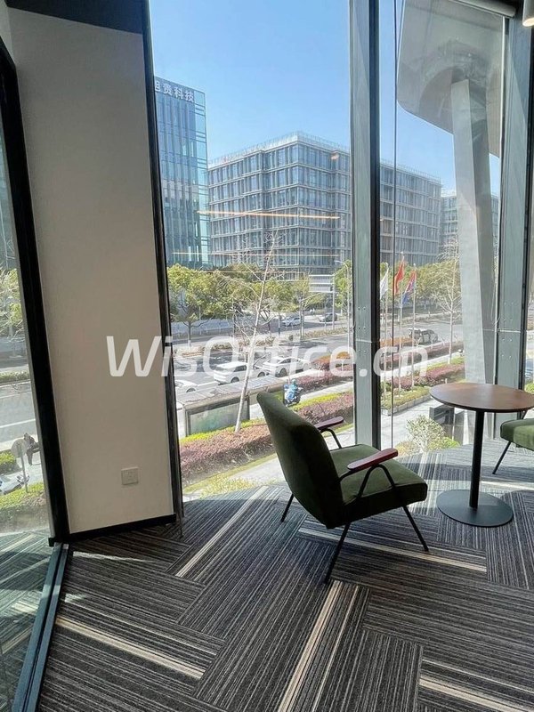 推荐德必虹桥绿谷WE 132.55平这个房源适合干什么呢 - 首图