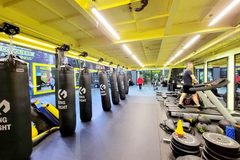 浦东新装修LOFT 6米挑高 双地铁 - 缩略图 2