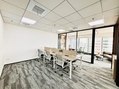 外卖员“关门杀”事件引物业安全争议 - 缩略图 11