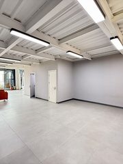 352平米独栋办公，价格可谈采光好 - 缩略图 4