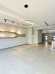 352㎡独栋办公，三层空间价格可聊 - 缩略图 12