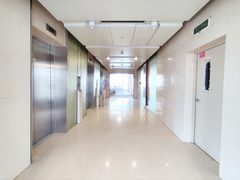 中国红街214平工位区正对走廊 - 缩略图 10