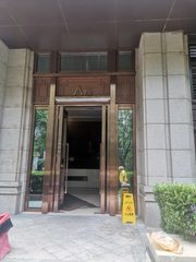 东南向精装429平，地铁6号线旁 - 缩略图 2