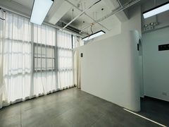 传媒公司爆了！3隔断间撑起百人创意会 - 缩略图 7