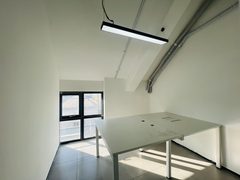 直播公司必看：120平米现成场景省装修 - 缩略图 5