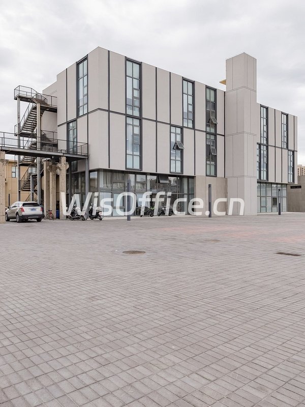 幸福七和文创园 | 带小院办公，还能免费停车？ - 首图