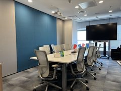 甲方笑疯了：会议室自带全景CBD不怕泄密 - 缩略图 3