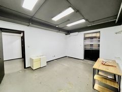 高碑店独栋340平 带小院阁楼 遗留装修 - 缩略图 6