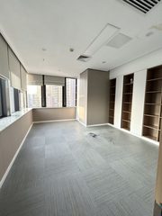 老板们都眼红！太阳宫大厦三面采光办公区 - 缩略图 18