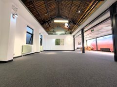 设计圈爆了！老厂房变身创意独栋 - 缩略图 4