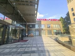四季青120平工位，双空调办公地 - 缩略图 7