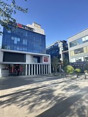 585㎡带露台，工位多价格可聊 - 缩略图 3