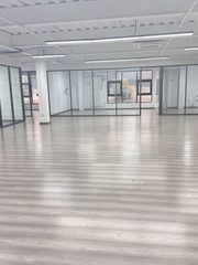 585㎡带露台，工位多价格可聊 - 缩略图 15