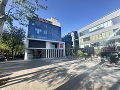 585㎡带露台，工位多价格可聊 - 缩略图 18