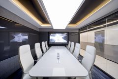 金融圈热议：323平全景办公，艺术氛围爆表 - 缩略图 13