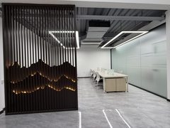 复式独栋带小院，创意办公新选择 - 缩略图 2