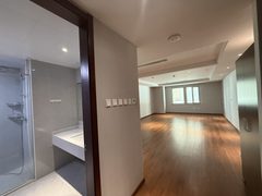 建国门双地铁，租金低至一杯咖啡钱 - 缩略图 11