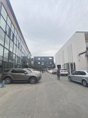 840㎡独栋三层，露台赠送价格可聊 - 缩略图 3