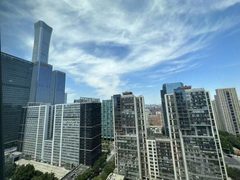 CBD万达广场126平新装修三面采光 - 缩略图 3