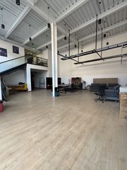 七棵树创意园 独栋南向 挑高6米 简装拎包 - 缩略图 19