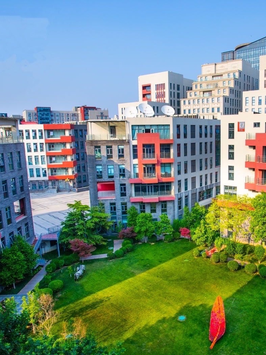 推荐东亿国际传媒产业园3130平花园独栋