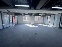 传媒走廊235平花园办公 - 缩略图 6