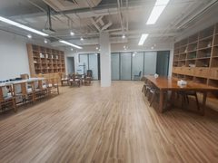 东直门老厂房变身创意园，打工人的新灵感地？ - 缩略图 5