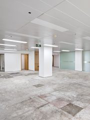 东直门核心区377㎡南北通透采光，24小时空调湖畔办公 - 缩略图 1