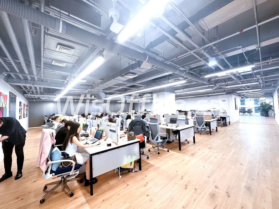 东四环创意空间 937平米正对电梯 - 首图