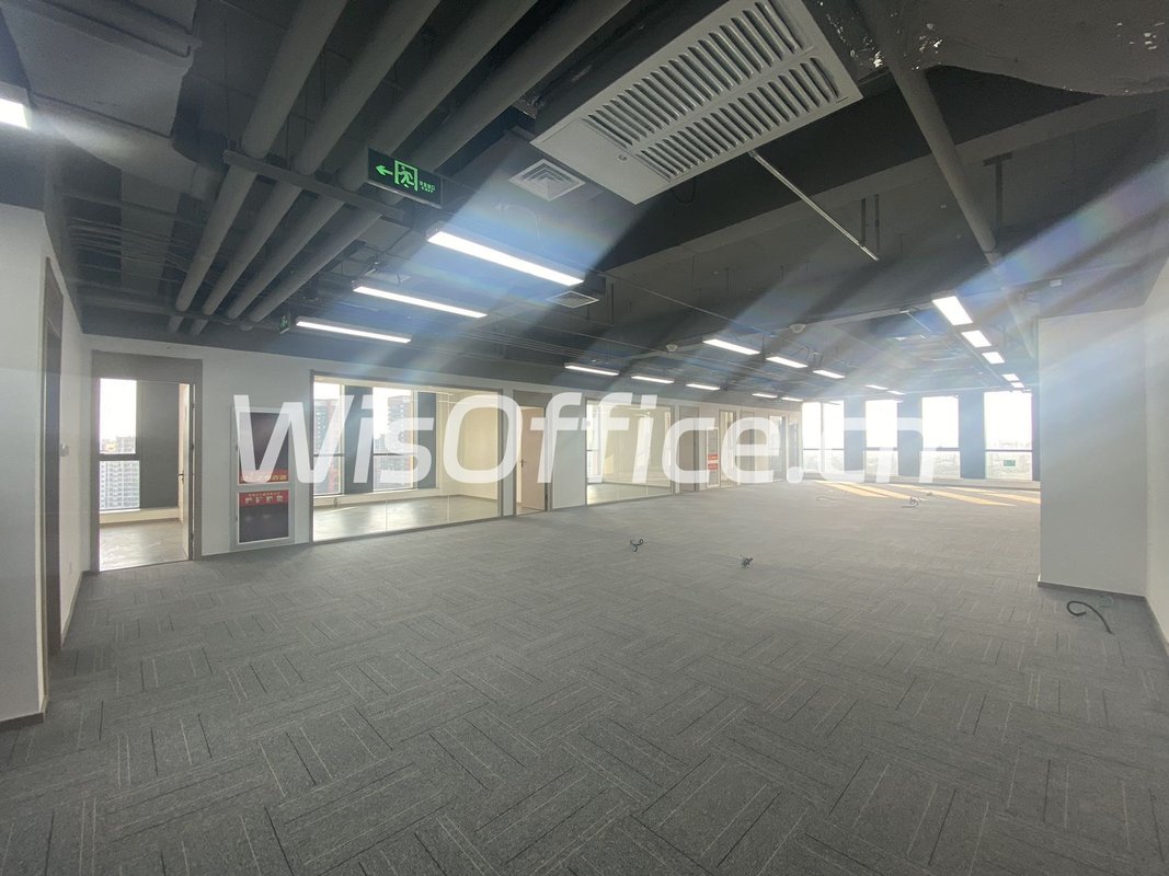 东四环新盘 405平米高使用率办公空间 - 首图