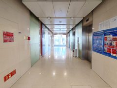 真房｜中国红街｜215平｜4.8｜工体旁的办公C位 - 缩略图 13