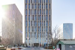 今天来看房，中国铁建广场的落地窗太赞了 - 缩略图 3