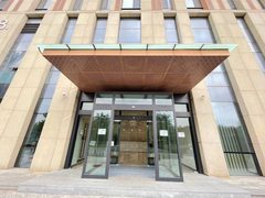 今天来看房，中国铁建广场的落地窗太赞了 - 缩略图 4