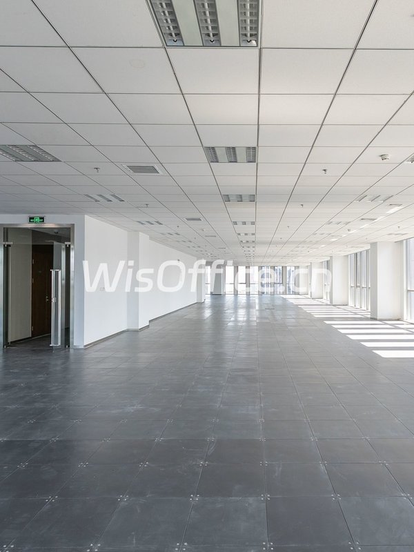 西南向365平米 亦庄中航技广场 正对电梯 - 首图