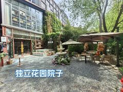东三环97平酒吧遗留装修 独立花园 - 缩略图 3