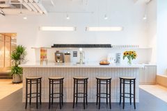 互联网金融中心多楼层办公空间 - 缩略图 7