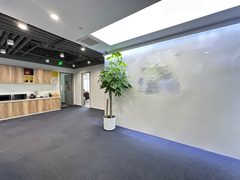 今天来看房，亦城财富中心的东南朝向太心动 - 缩略图 2