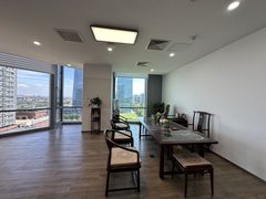 今天来看房，亦城财富中心的东南朝向太心动 - 缩略图 5