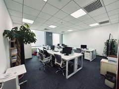 今天来看房，亦城财富中心的东南朝向太心动 - 缩略图 13