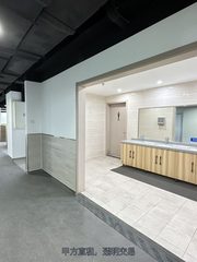 办公室选址中，我好喜欢落地窗 - 缩略图 6
