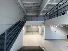 常营梦谷300平 东向采光 2个隔断20工位 - 缩略图 5