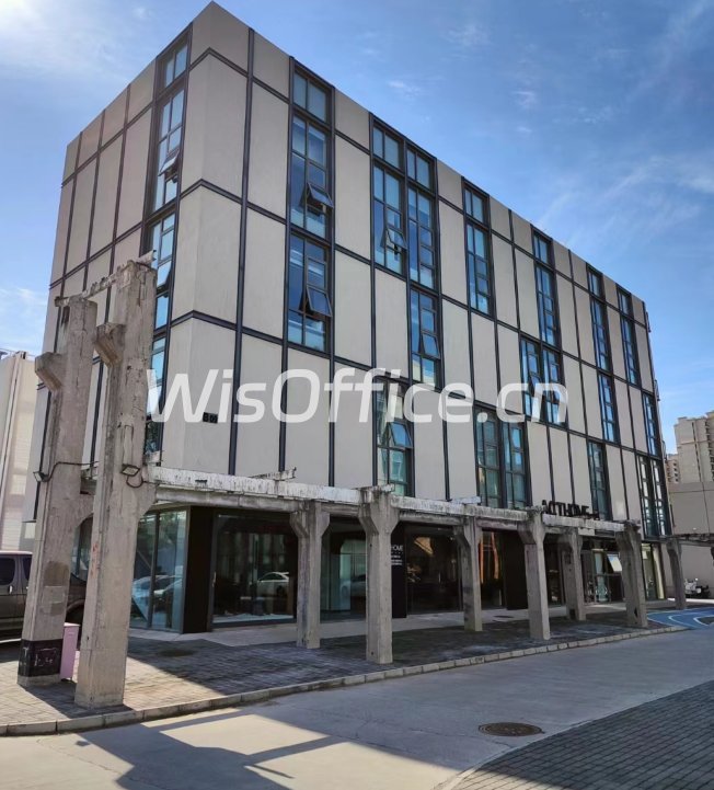 幸福七和文创园双露台设计空间 - 首图