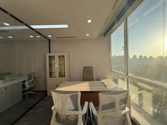 建外SOHO 90平现代办公 - 缩略图 3