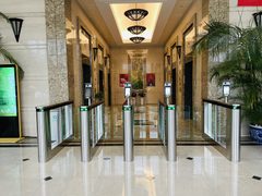 建国门地标220平方正空间带飘窗 - 缩略图 2