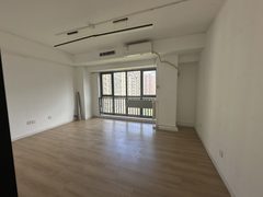 凯旋城140平现房注册办公司 - 缩略图 6