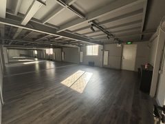 广渠路独栋700平南北院落层高4.6米 - 缩略图 10