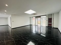 🌿带院子的489平，创业者的宁静角落 - 缩略图 9