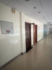 2000㎡高挑空，地铁旁价格可聊 - 缩略图 5
