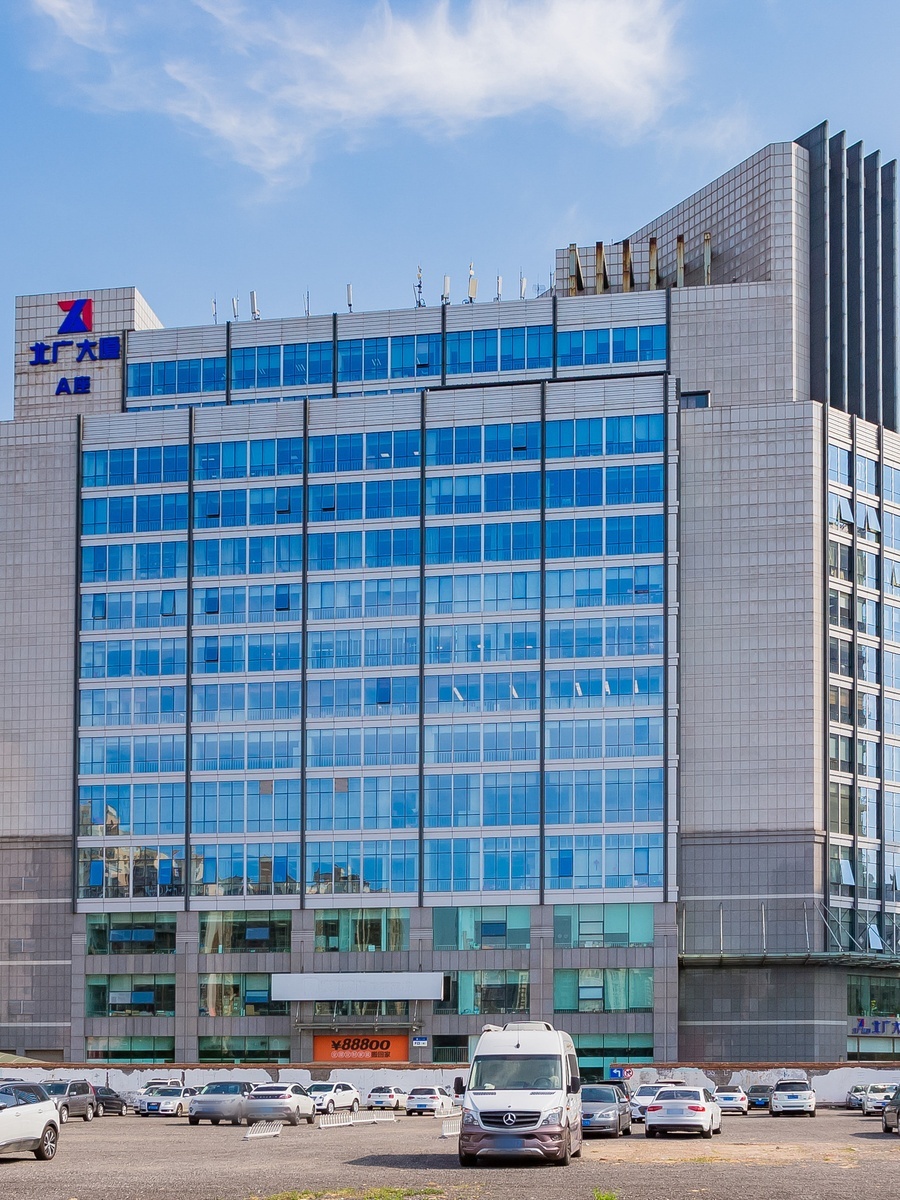 推荐北广大厦多面积段带装修