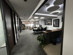 华熙国际C座正对电梯800平 - 缩略图 3